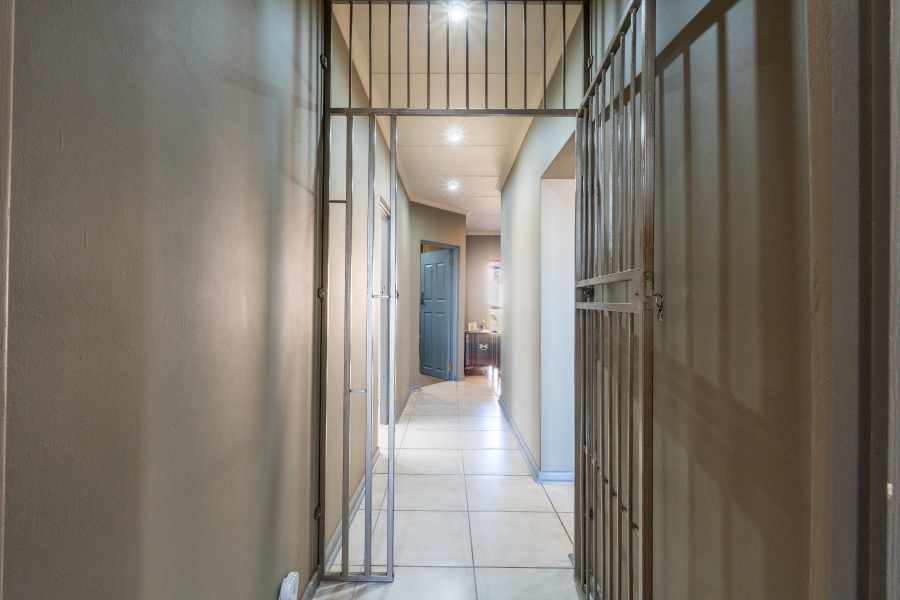 4 Bedroom Property for Sale in Dana Bay Western Cape